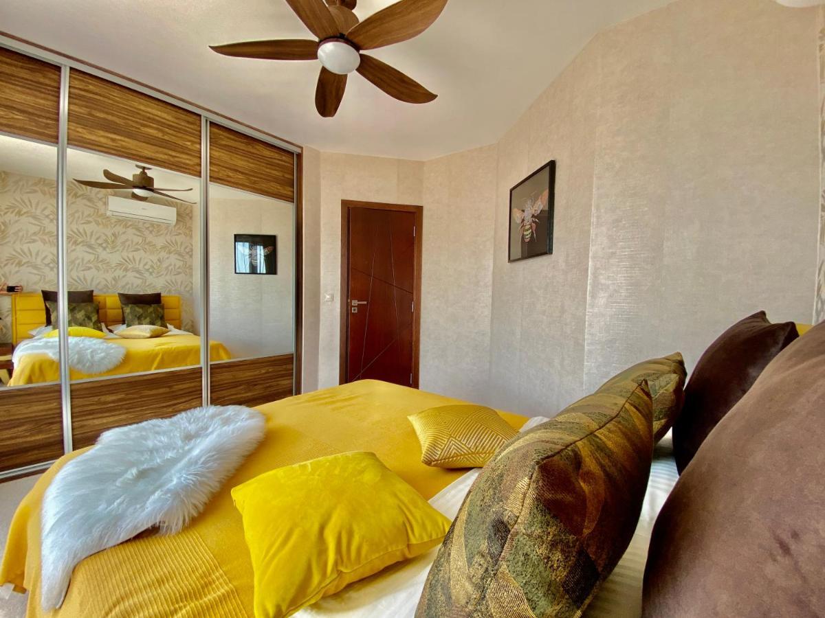 Millennium II Family Paradise Aparthotel Sveti Vlas Eksteriør bilde